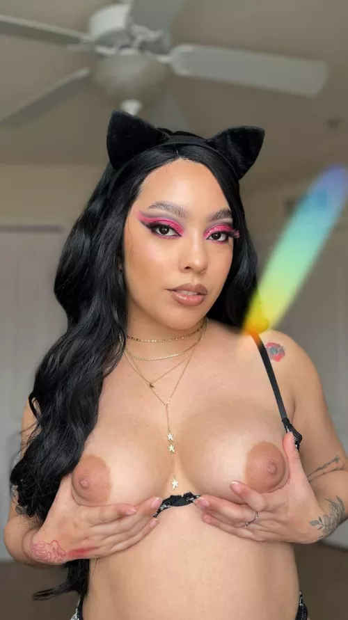 I can do [CAM] this weekend! Let me make a custom [vid] or [pic] for you and join my [fan] on $7.99 so you can get to know me 🔥 I can’t wait to cum together and get dirty. I do [sext] roleplay SPH-JOI I’m [sub] and [dom] text me to get my [pty]