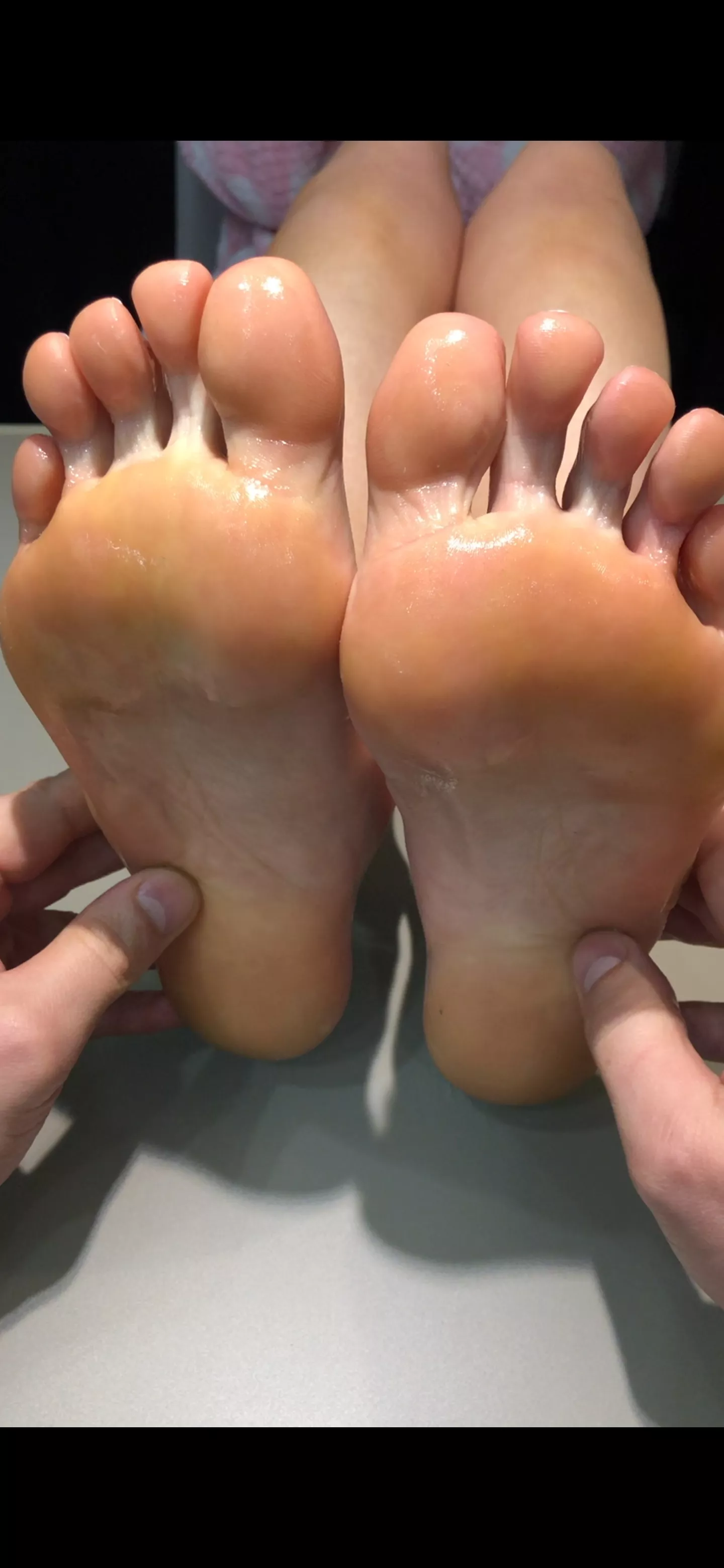 I can feel you staring reaching out with your tongue )