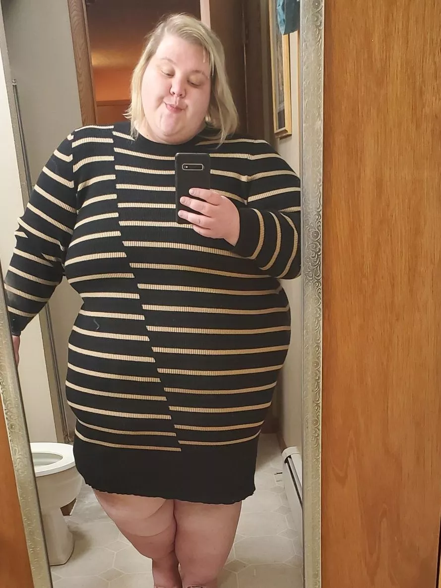 I can't get over how much I love this dress