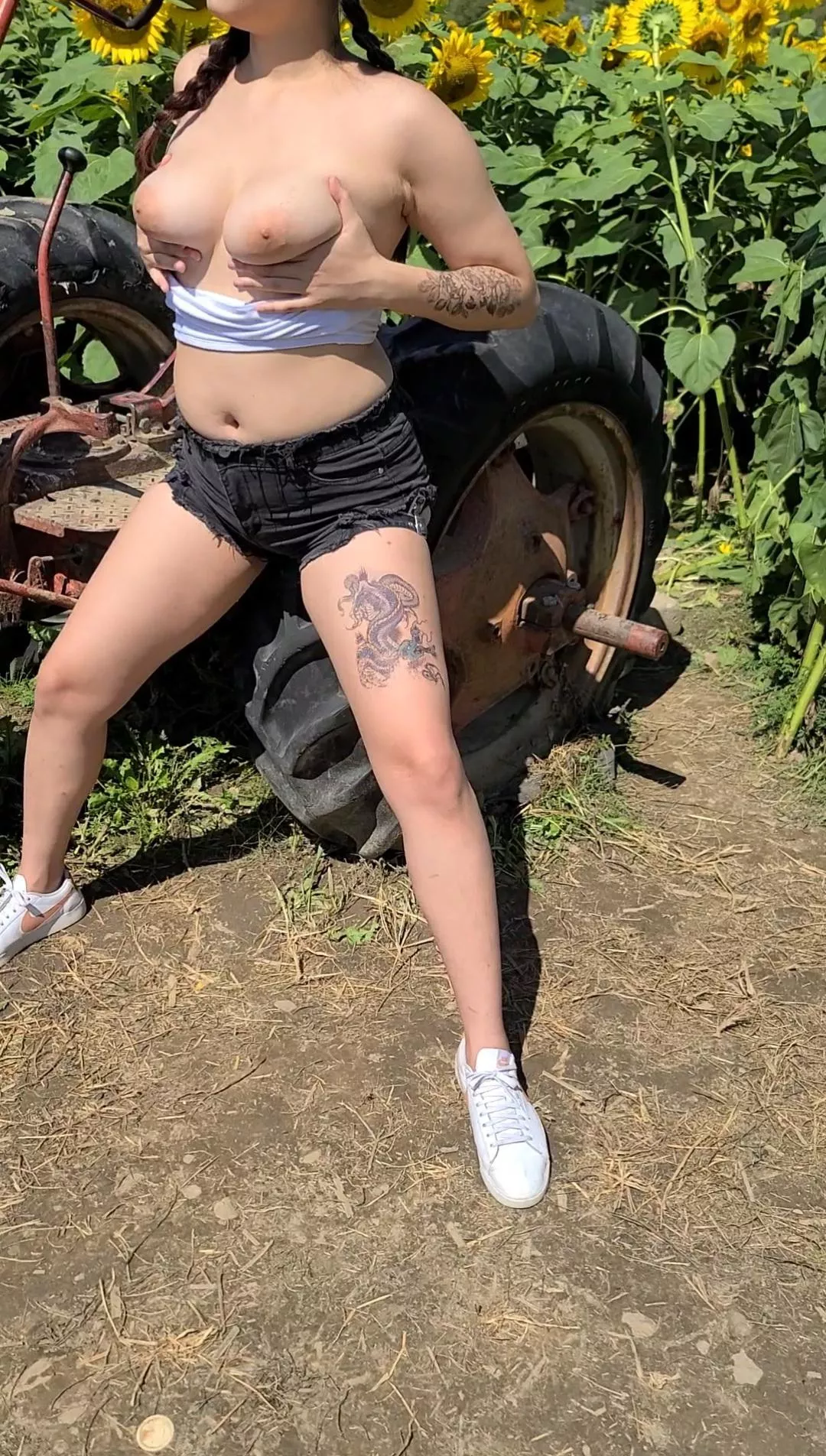 I can't ride this but I can ride you I can't ride this but I can ride you