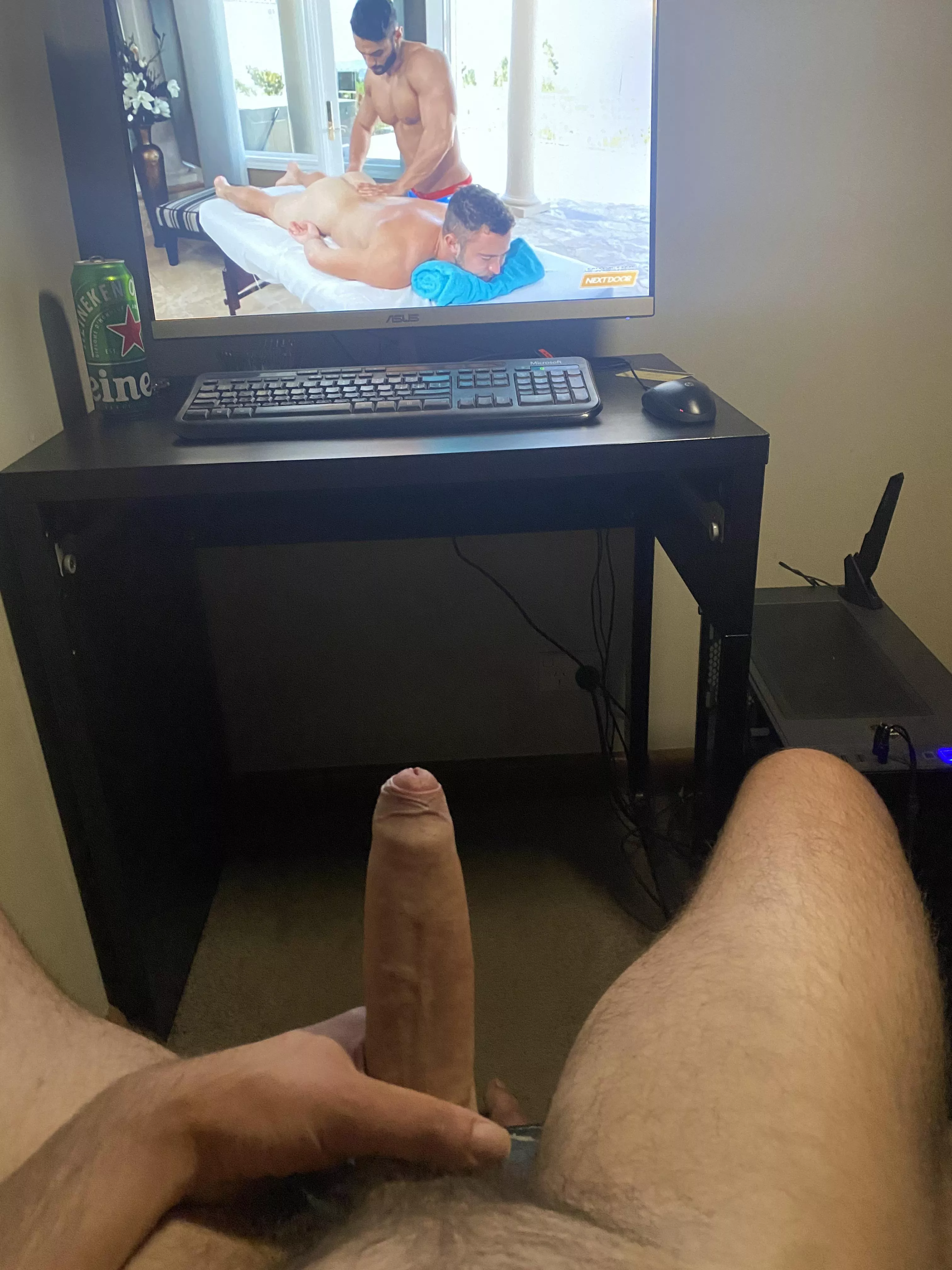 I cant stop watching gay porn