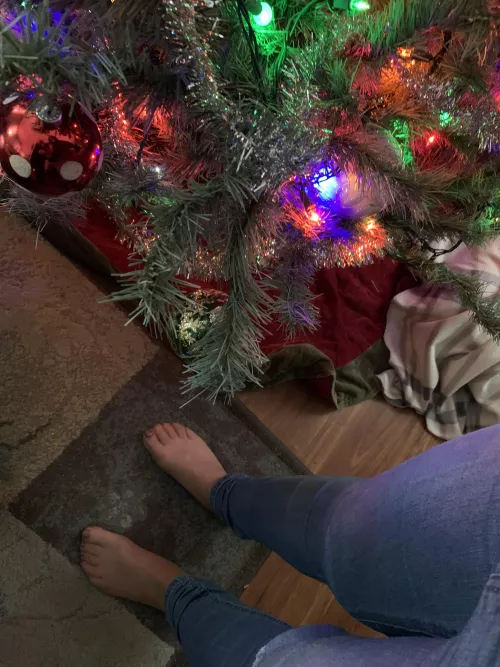 I can’t wait till Santa puts presents under my tree.