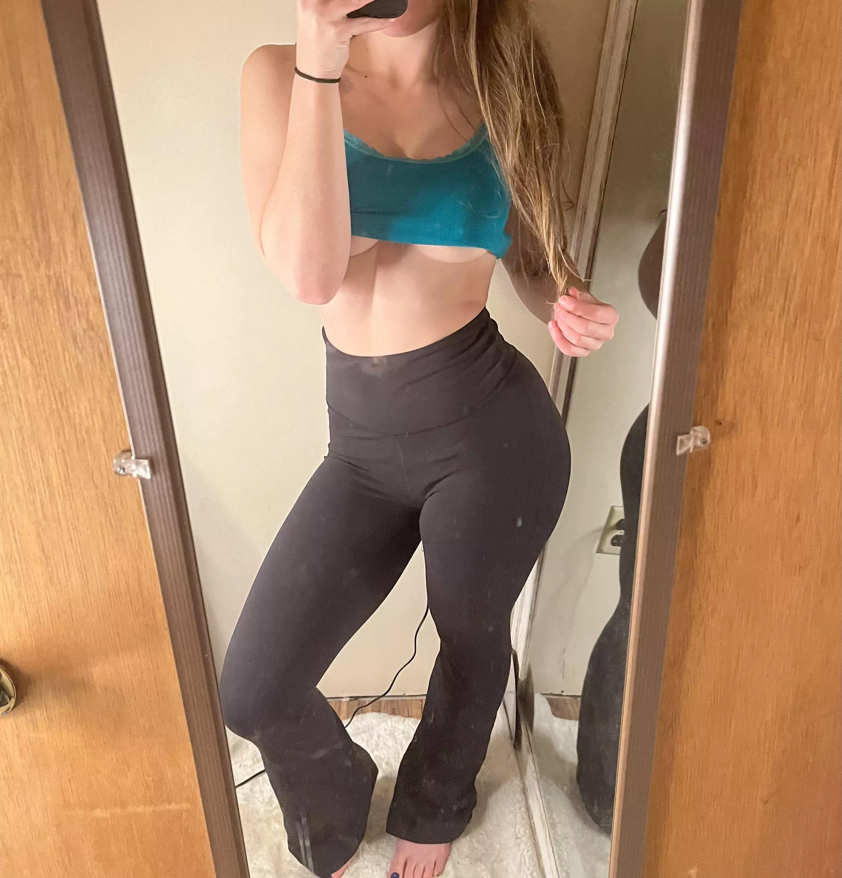 i could live in yoga pants 🤤