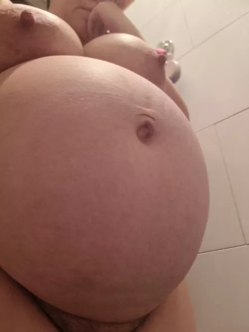 I could really use a belly rub tonight. It's been a very long, very hard day 😮‍💨