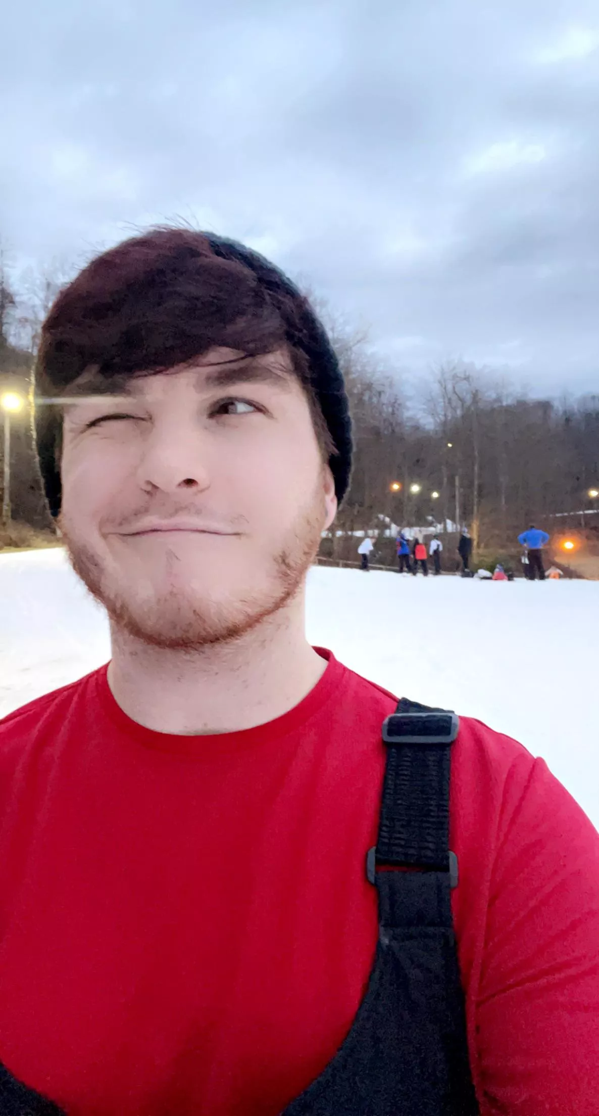 I could really use a gaming friend or two if anyone knows a guy. 🥺👉🏻👈🏻