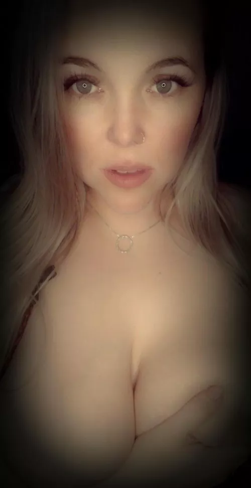 I could use an extra hand 😈