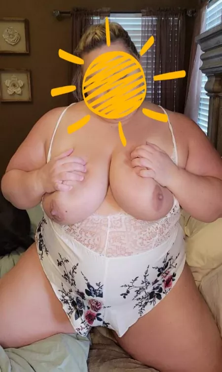 I crave your attention baby