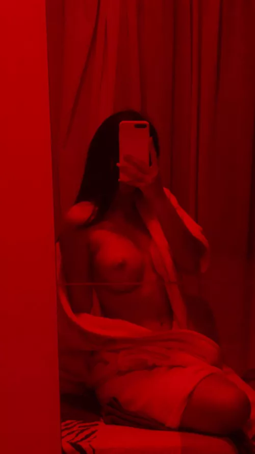 I deleted my last one because someone said i had fake boobs ( rate again tho x)