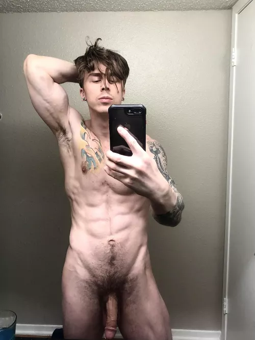 I didn’t live on chicken and rice for 8 weeks to not show off…