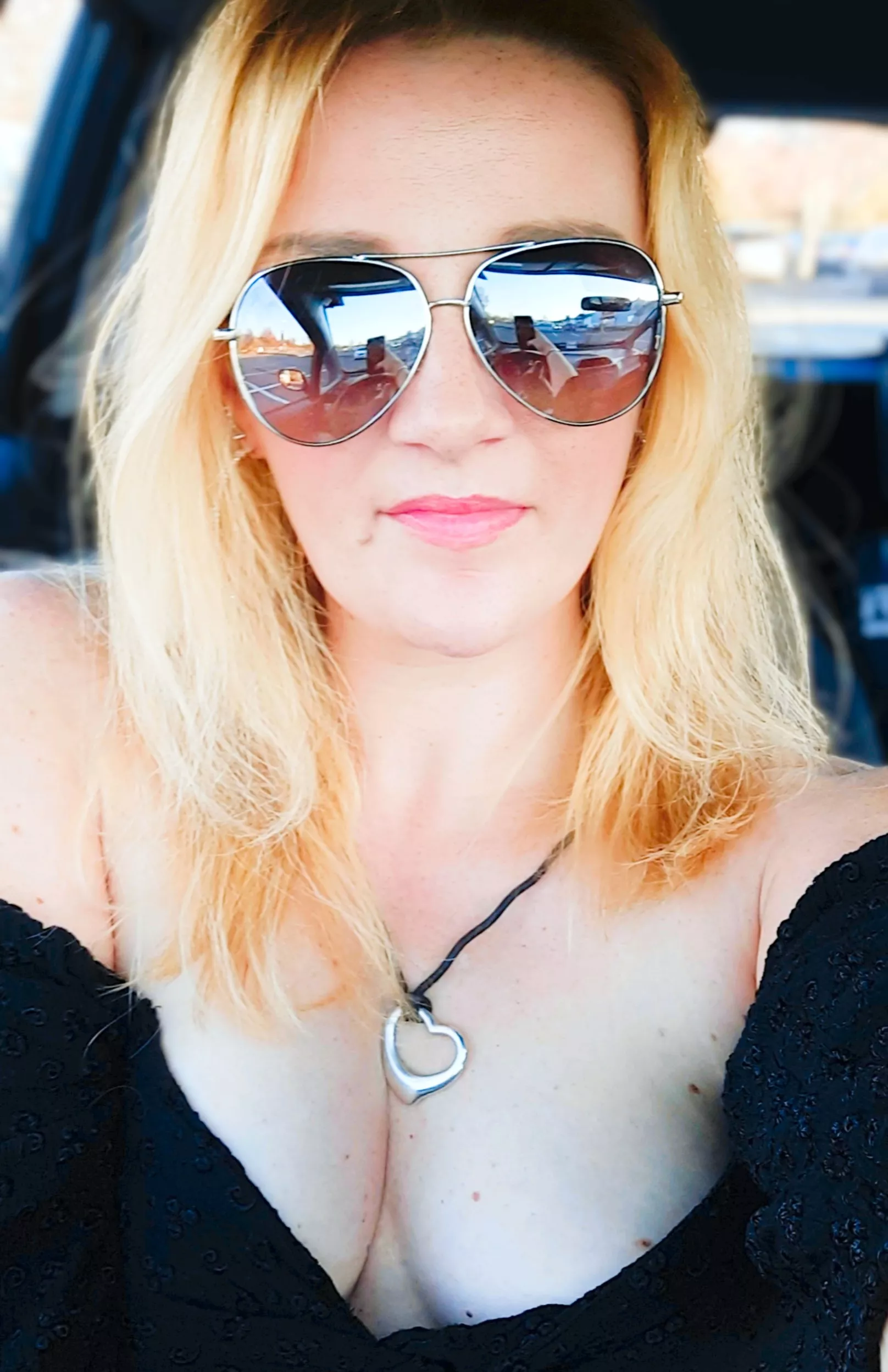 I didn't realize this shirt was so low cut but I'm already put for the night so 🤷.