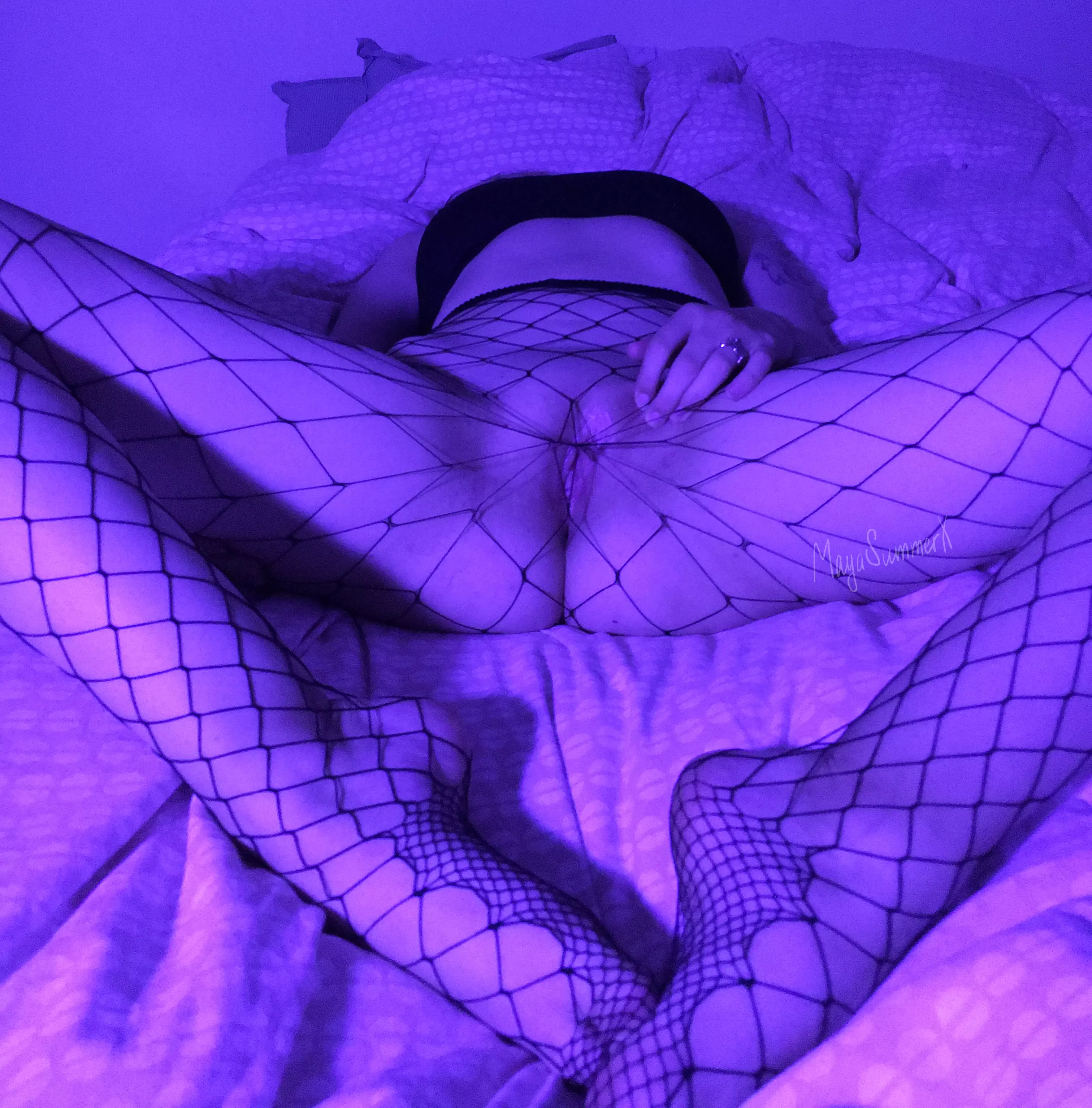 i don't always wear fishnets, but when i do... 😜 i don't always wear fishnets, but when i do... 😜