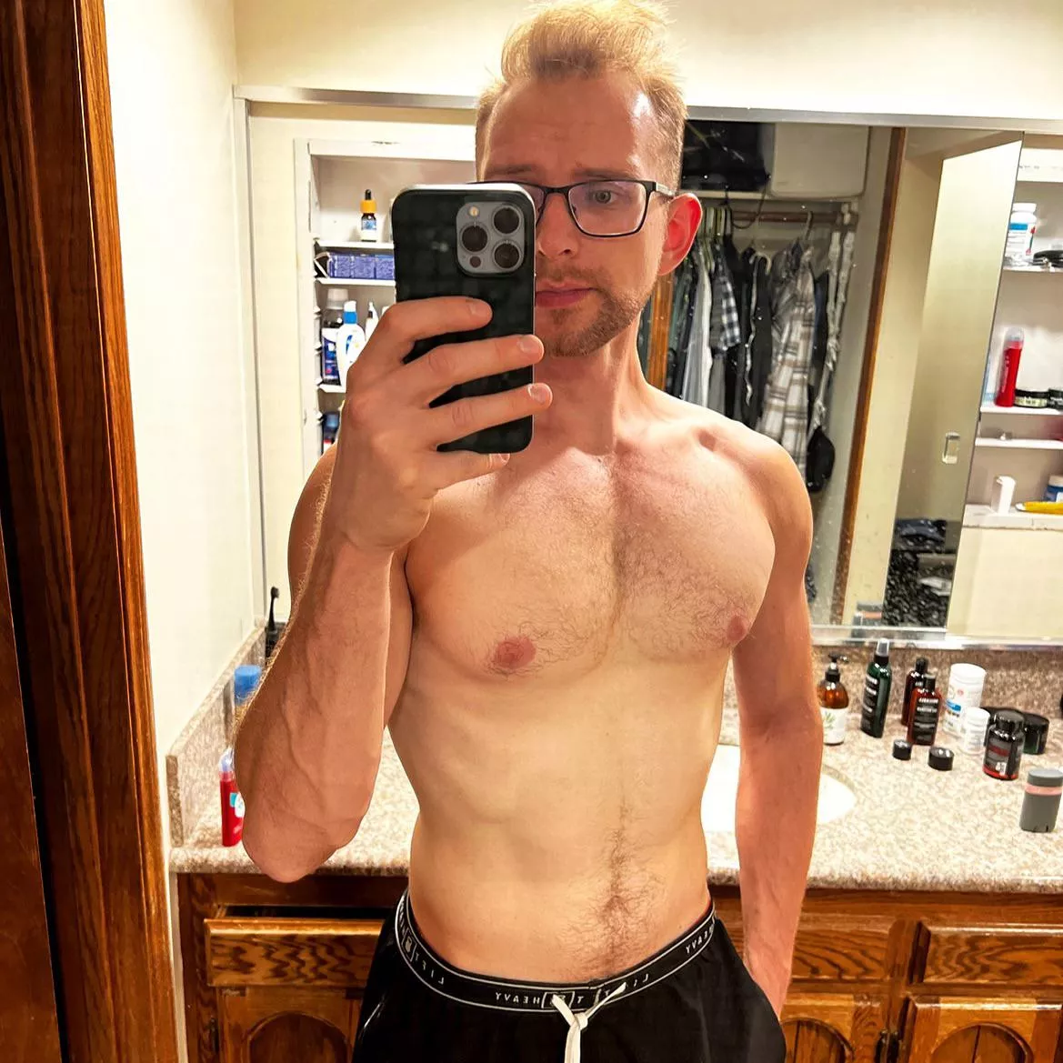 I don’t post often, but when I do, I don’t clean my mirrors beforehand I don’t post often, but when I do, I don’t clean my mirrors beforehand
