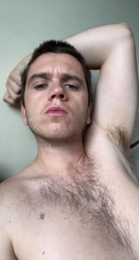 I donβt post on this sub Reddit enough π¬ here, have some armpit π