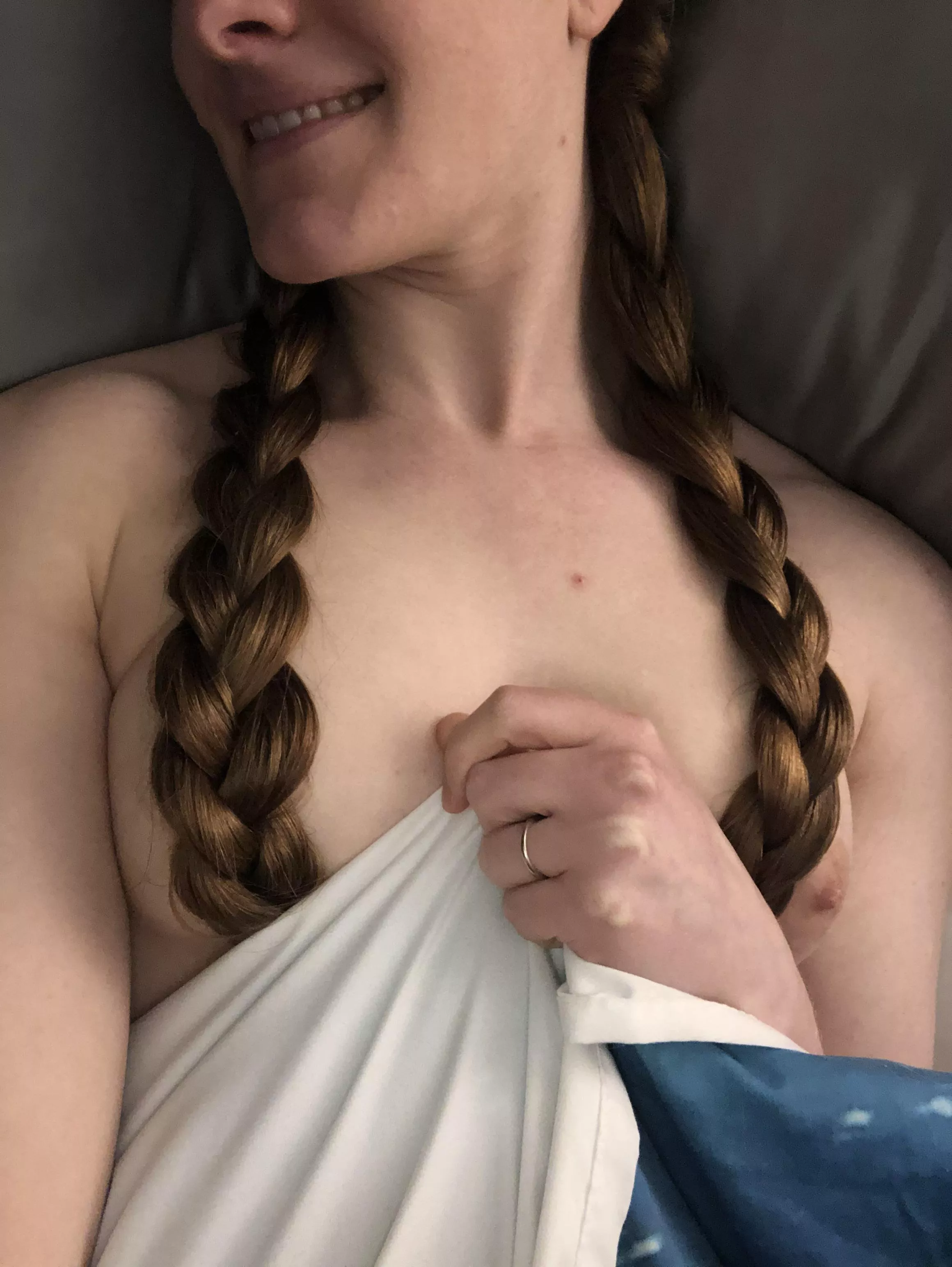 I don’t want to get out of bed right now 😏