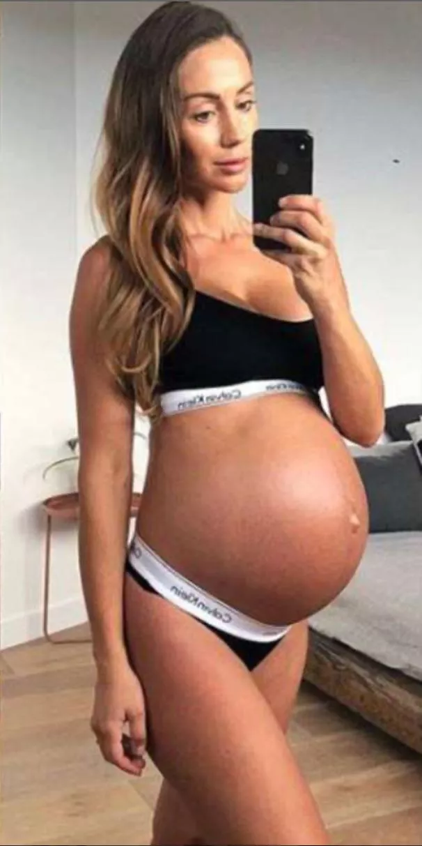 I feel Insecure with the belly as of now I feel Insecure with the belly as of now