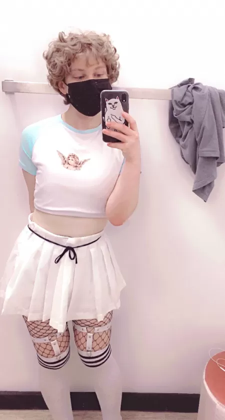 i felt so cute in this outfit and wanted to post it for femboy friday <3