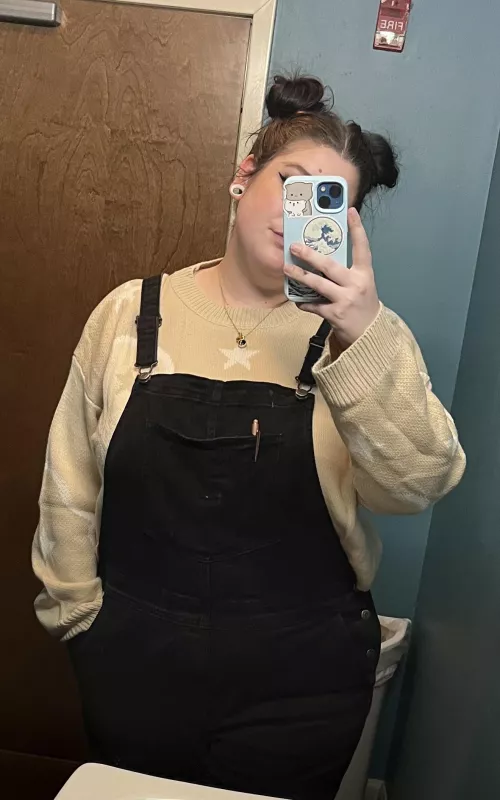 I felt super little today with my bunbuns and bibs 🥰❤️