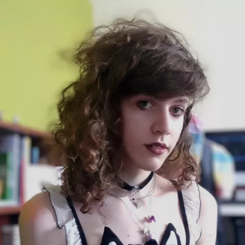 I finally tried dark lipstick! 🖤