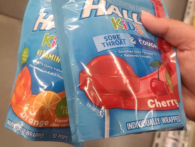 I found more flavors of the medicine lollipops! 😀😋