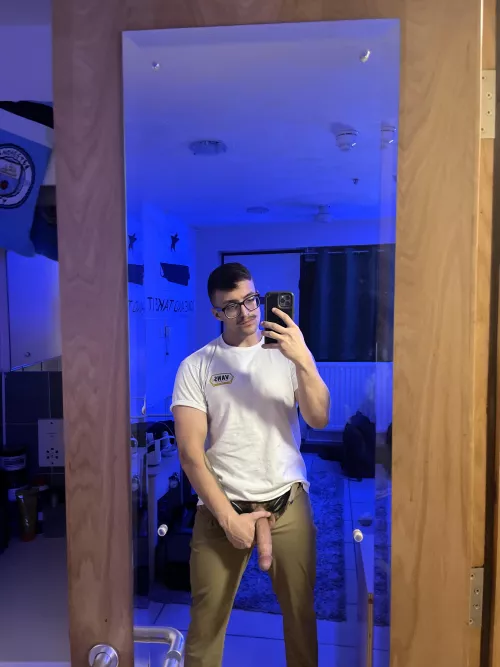 I get hard knowing you ladies get to see my dick ;)