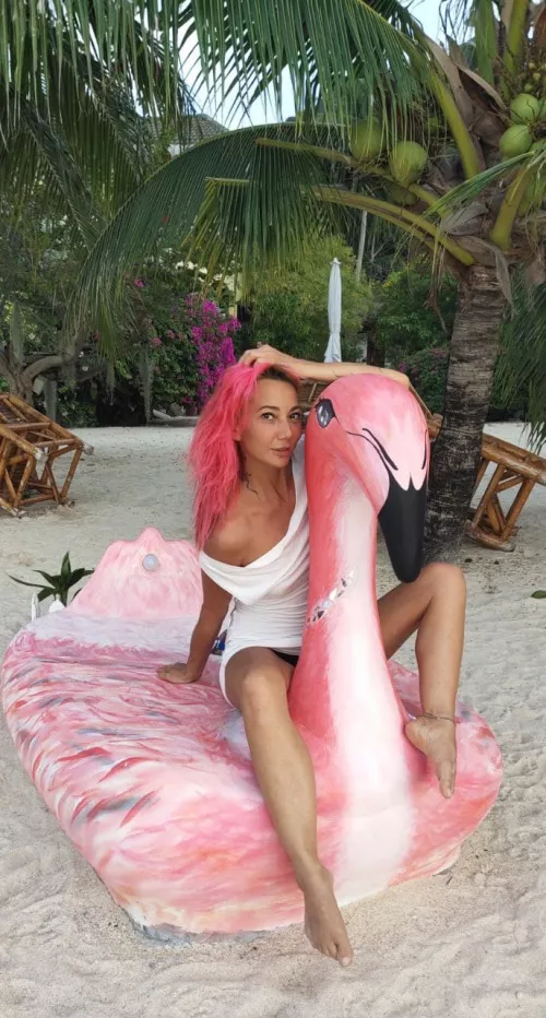 πI get wet when I'm thinking about you squizing my boobsπ€€Check my l_ink in bio and commentsπ