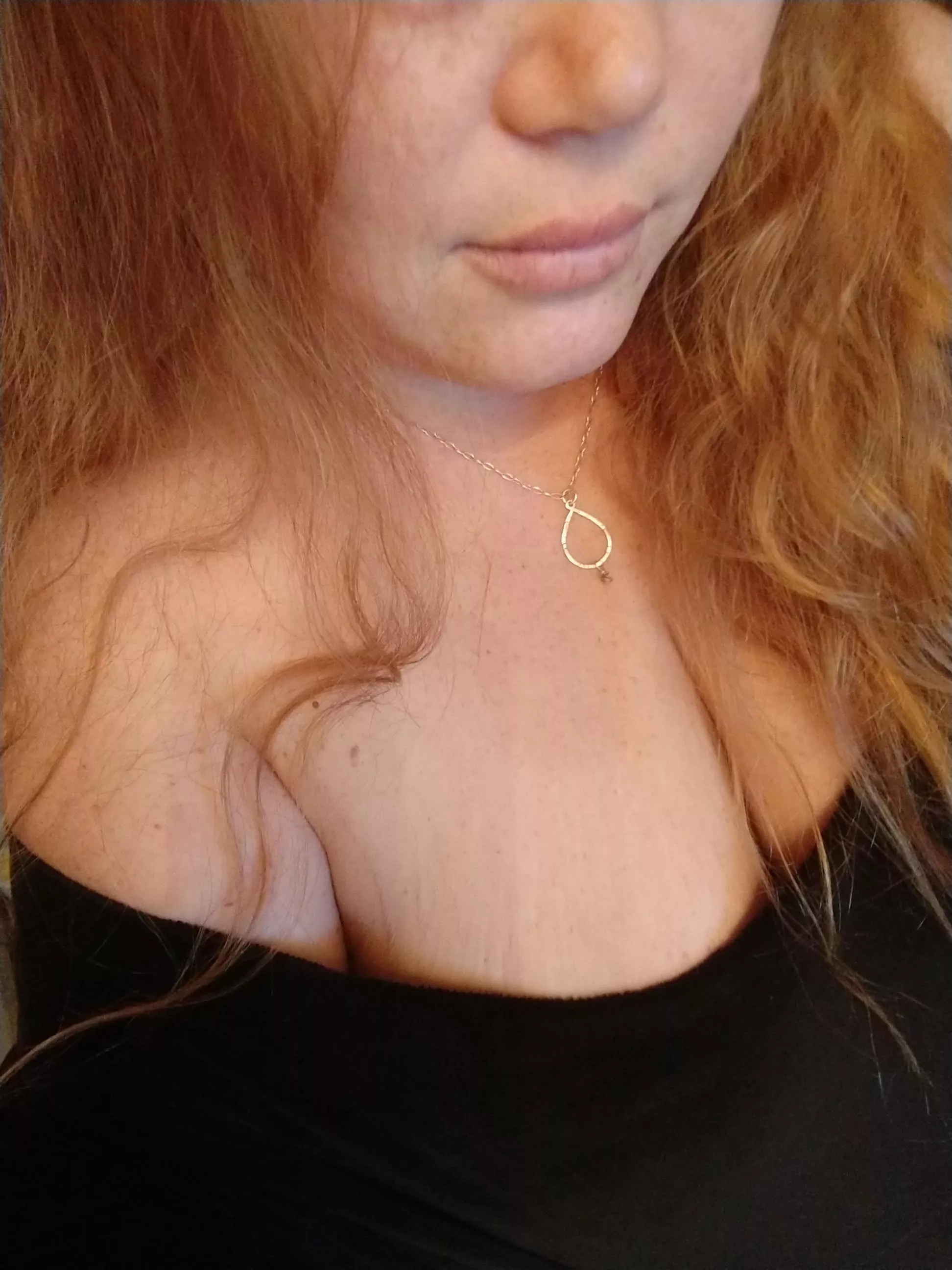 I got cleavage for days!!