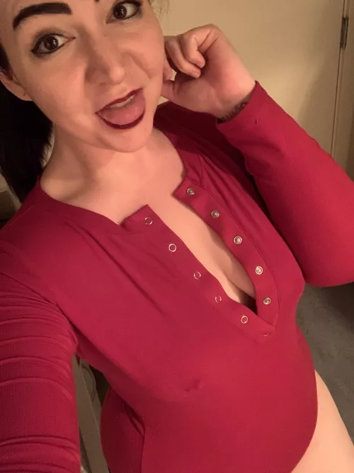 I got my first leotard/bodysuit and I'm kind of digging it (26F)
