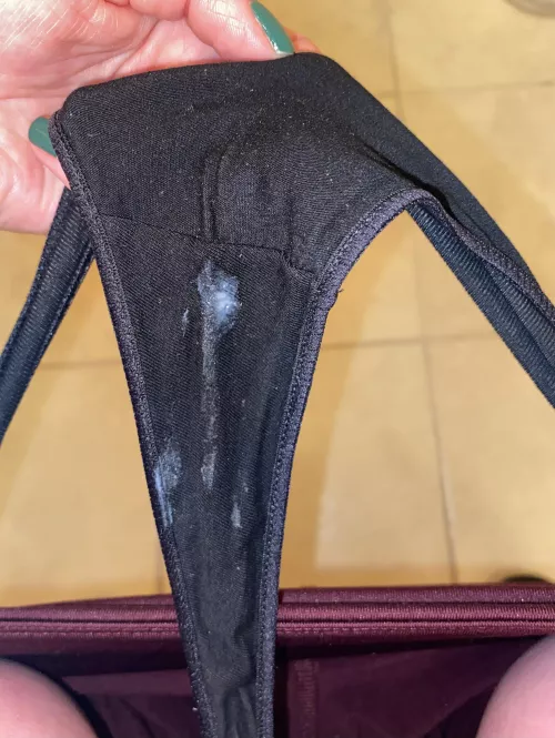 I got my new cotton panties all wet and creamy ππ½