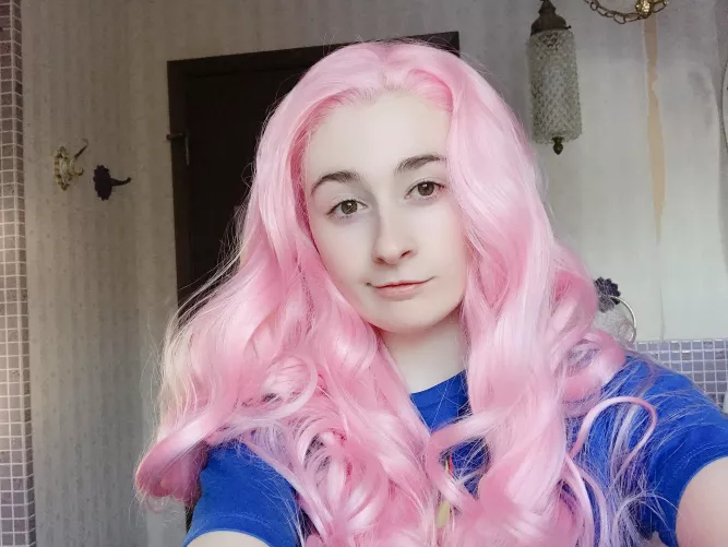 I got my new wig today :)