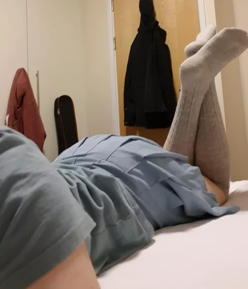 I got scared and deleted this. Help me learn to love myself.