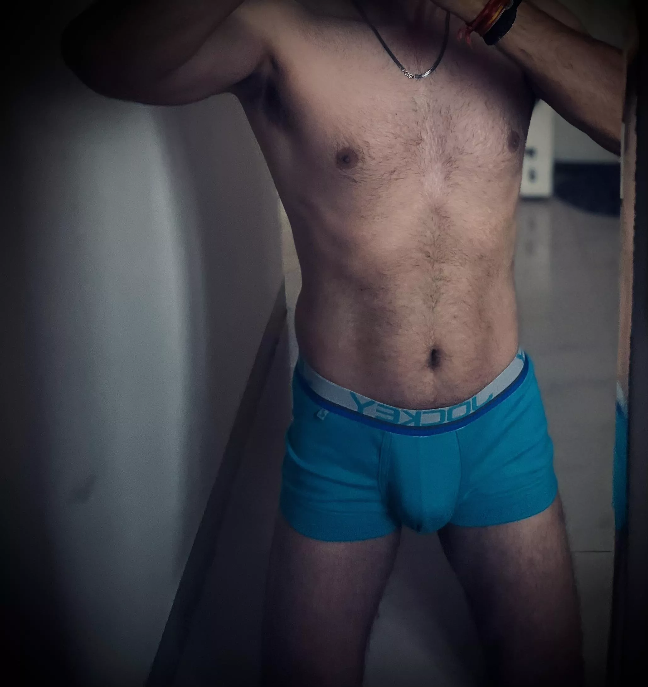 i guess.. this color looks better