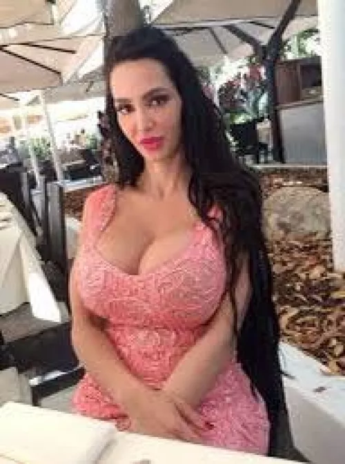 I had a chance to have sex with Amy for $800 but i chickened out; i regret it now bc damn shes so hot