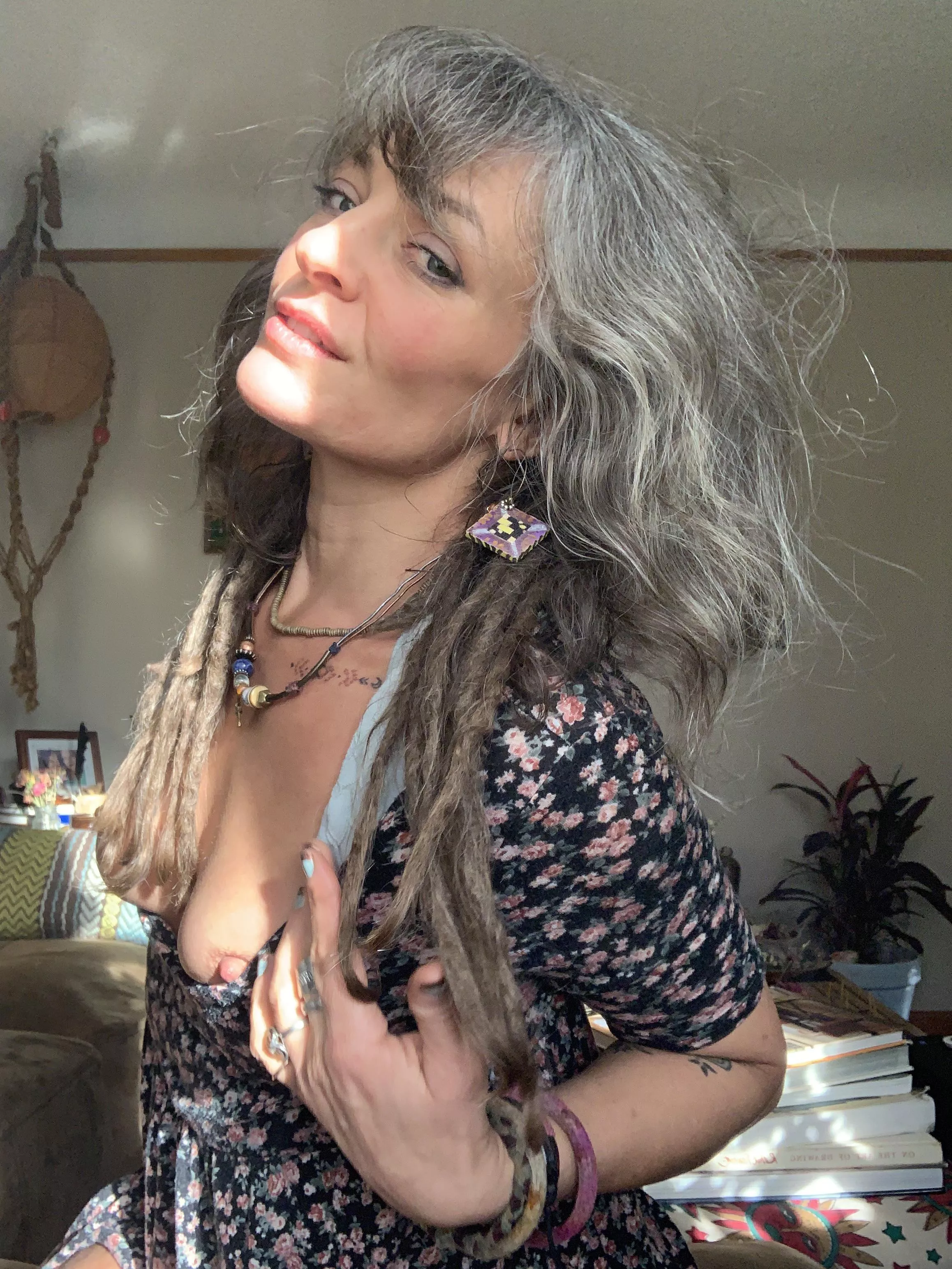 I had to pull my nips out of my dress, they needed a lil air, room to breathe.