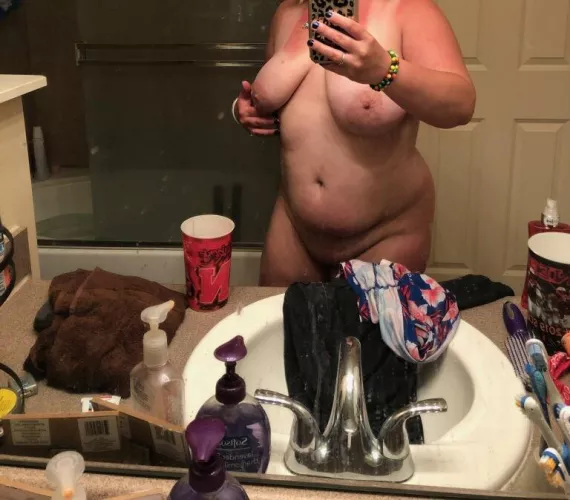 I have a bath going girls, who wants to share it with me πβ€