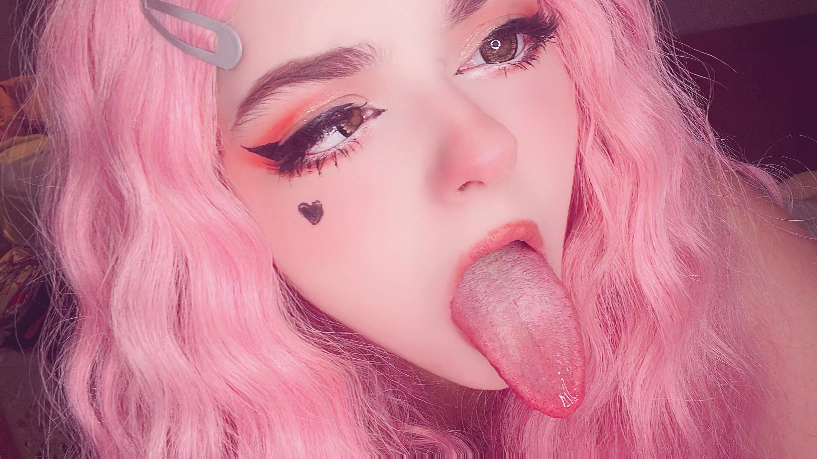 I have a long tongue