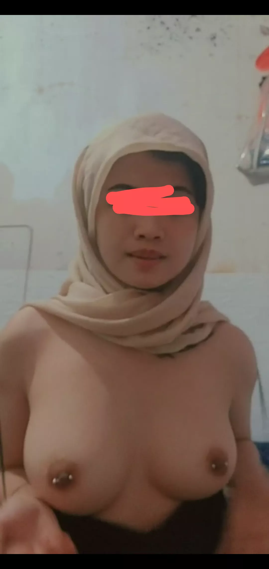 I have never had a white cock. I'm craving it. I have never had a white cock. I'm craving it.