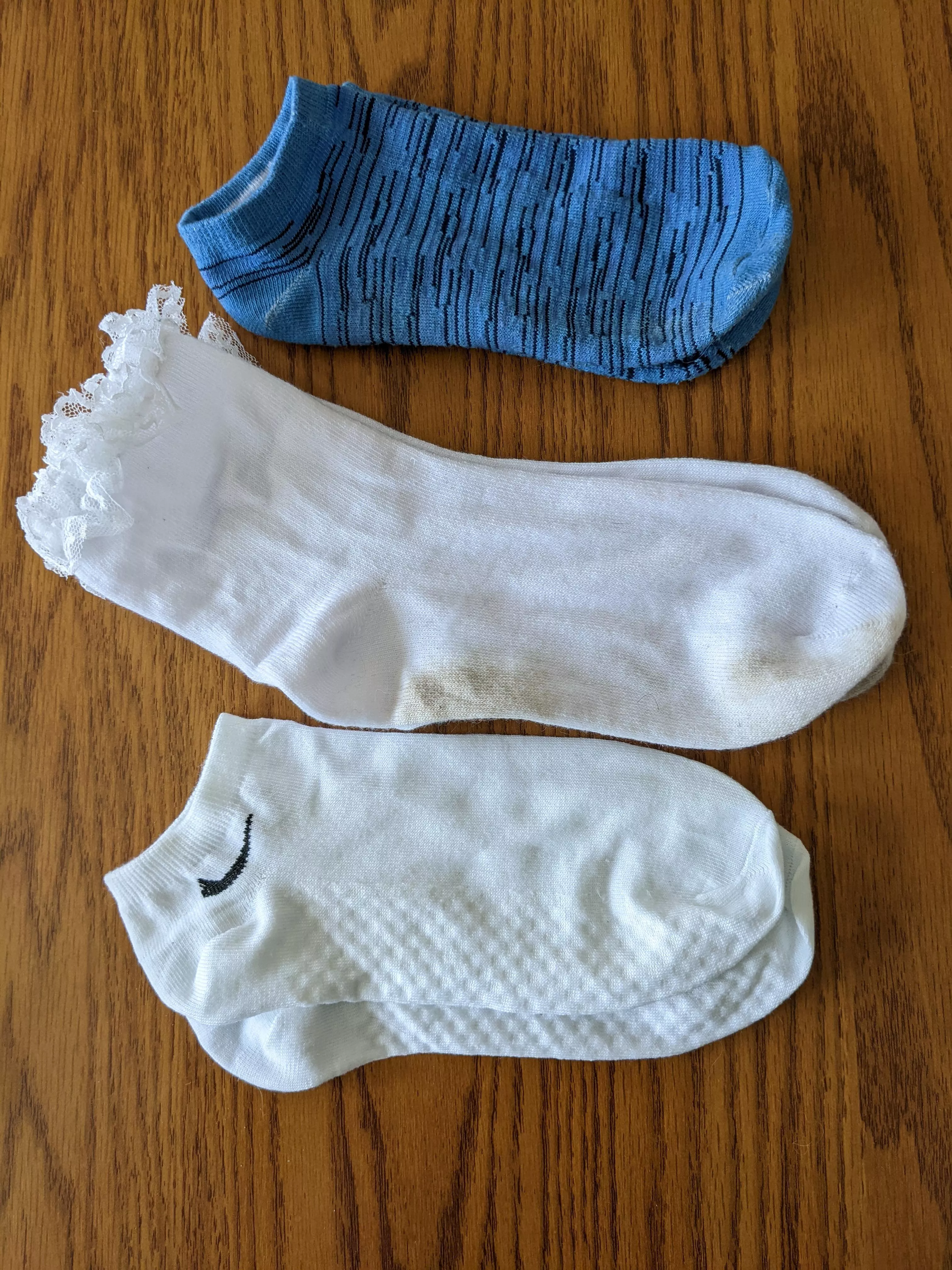 I have these up for grabs. Tell me how long to wear them for you