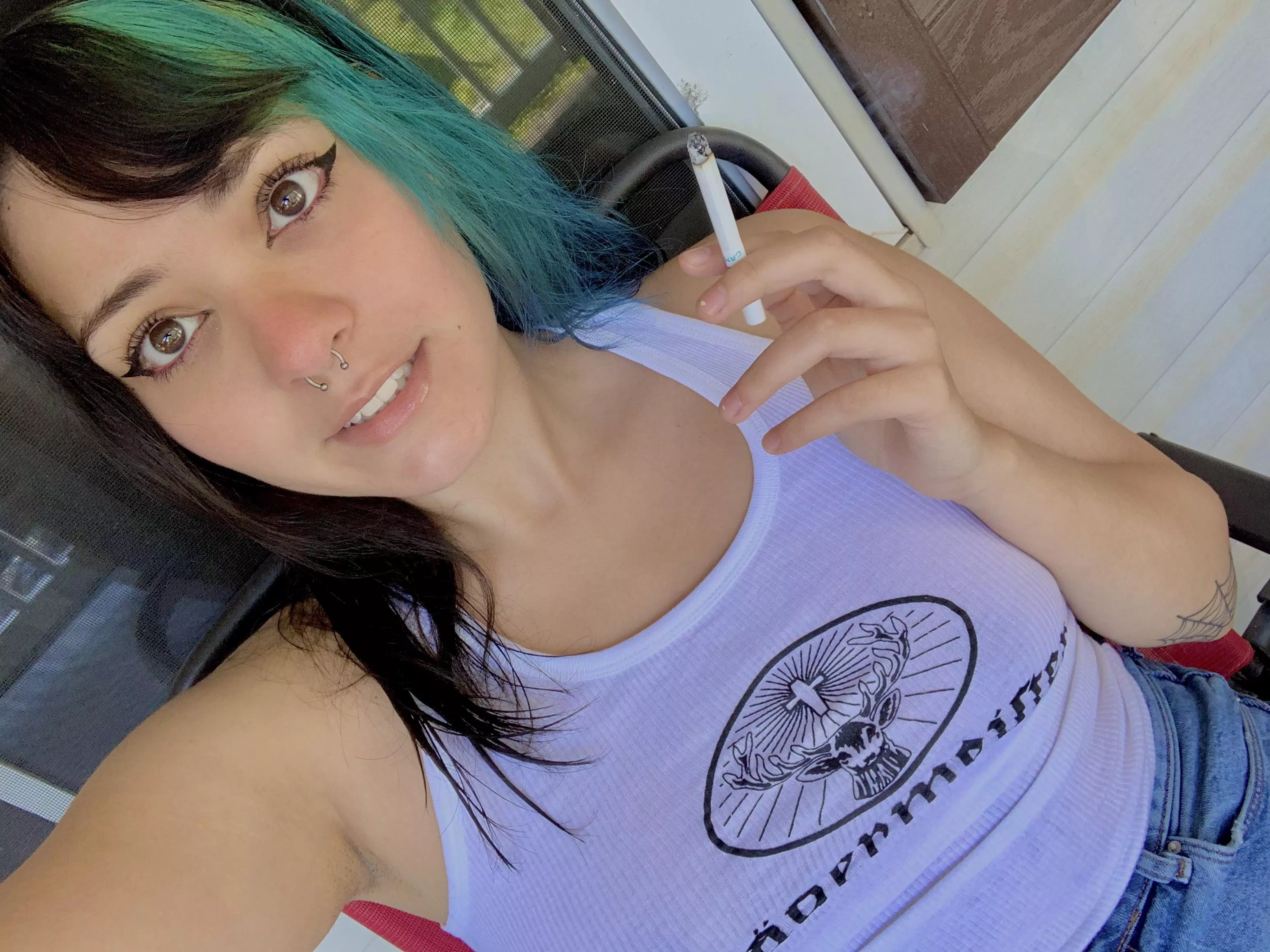 I haven’t posted in a long time but I’m still smoking! Hey guys :) I haven’t posted in a long time but I’m still smoking! Hey guys :)
