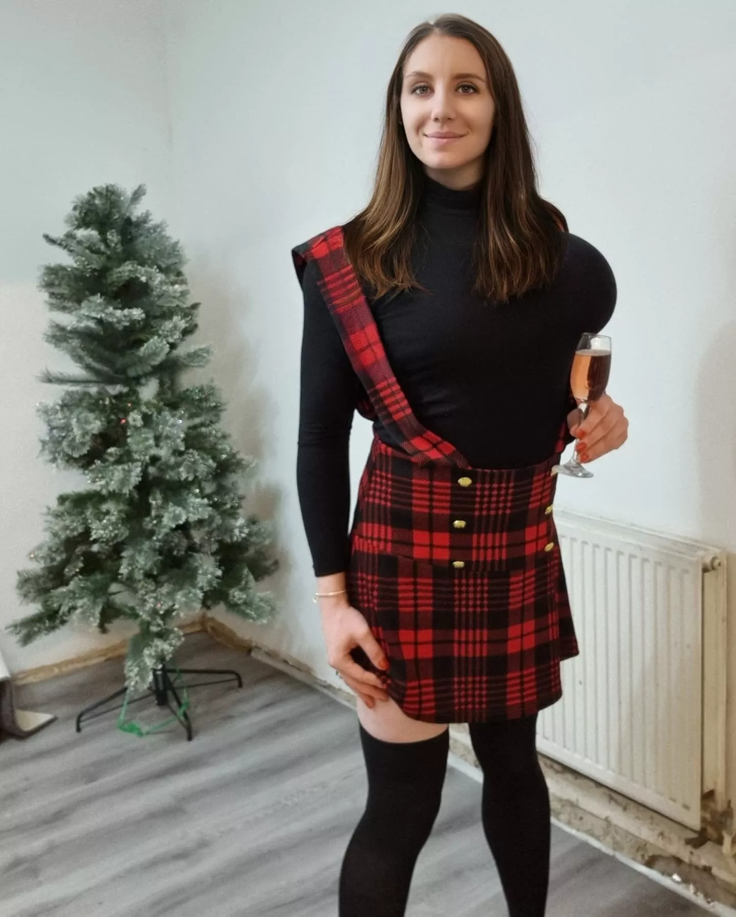 I hear people over these ways like them some thigh highs