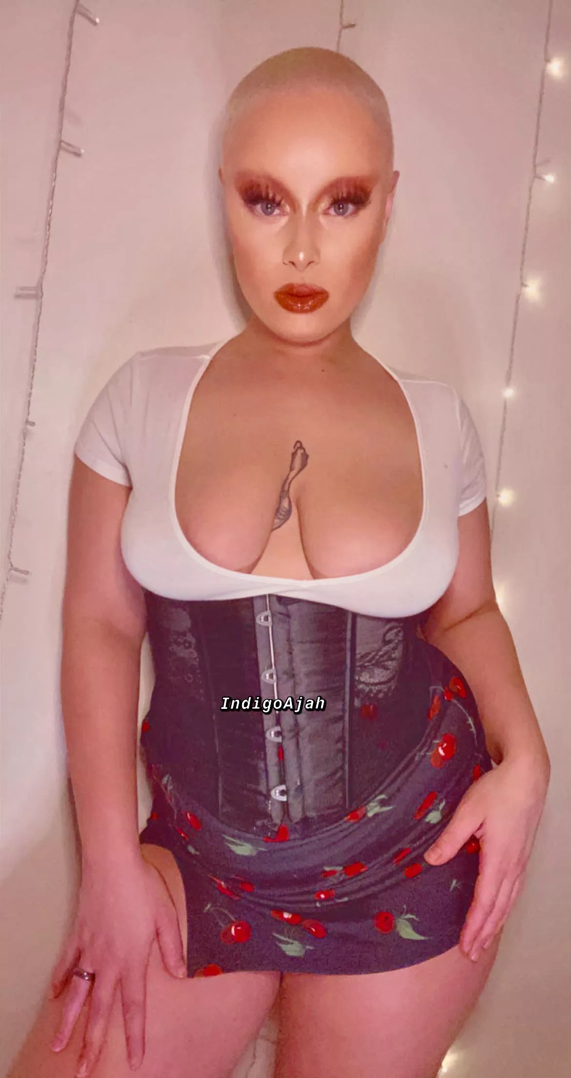 I heard getting fucked in the ass helps it grow… who wants to help me? 🥺