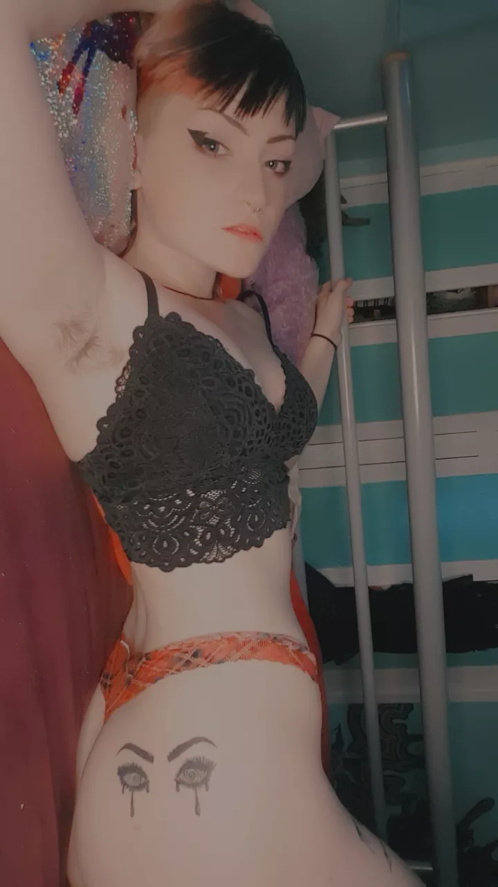 I heard y'all like hairy girls😏❤️