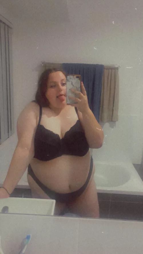 I hope at least one person likes this 🥲