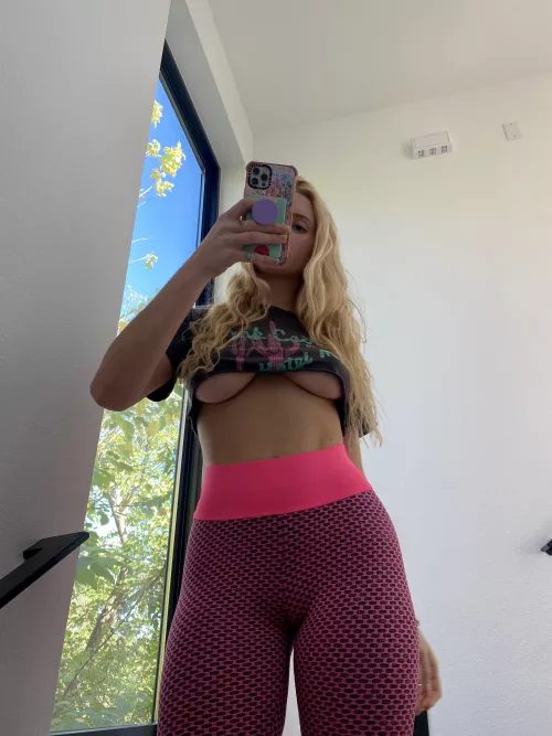 i hope everyone is having an amazing weekend ☺️