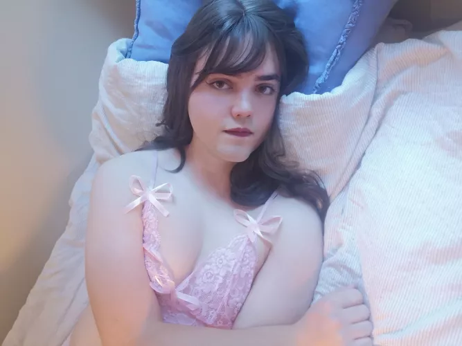 I hope hrt gives me bigger boobs πΈ