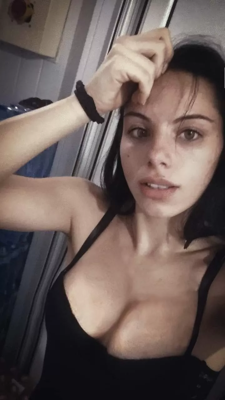 I hope least few of you get hard of that view [F] 💋