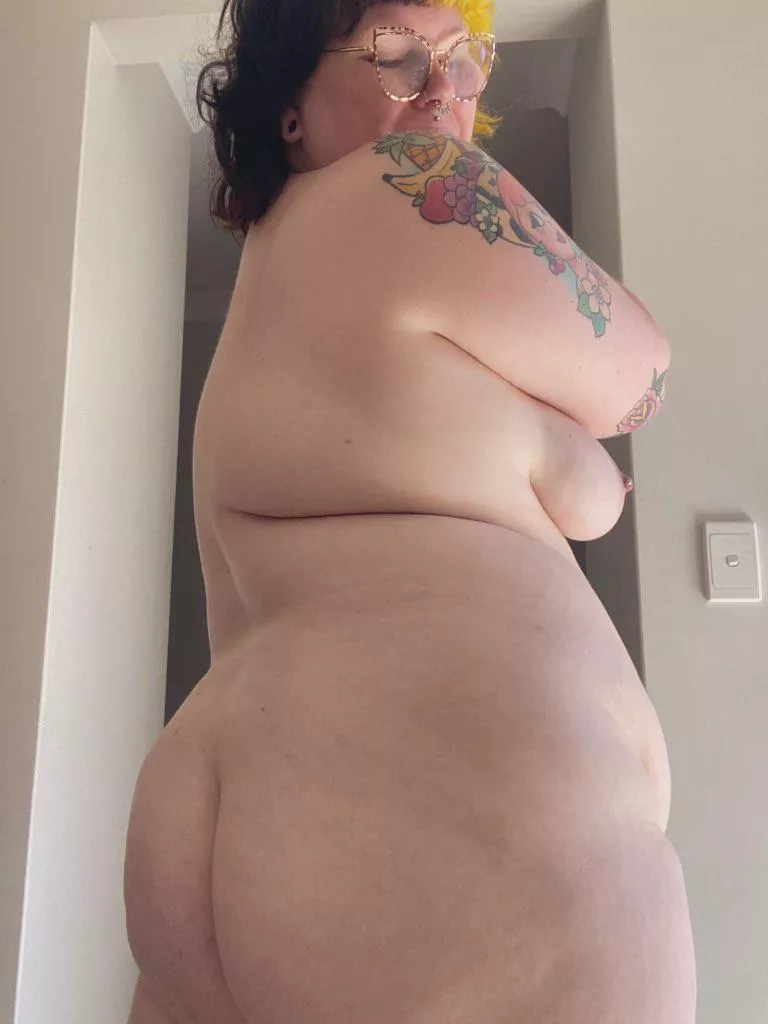 I hope you like a juicy peach 🍑