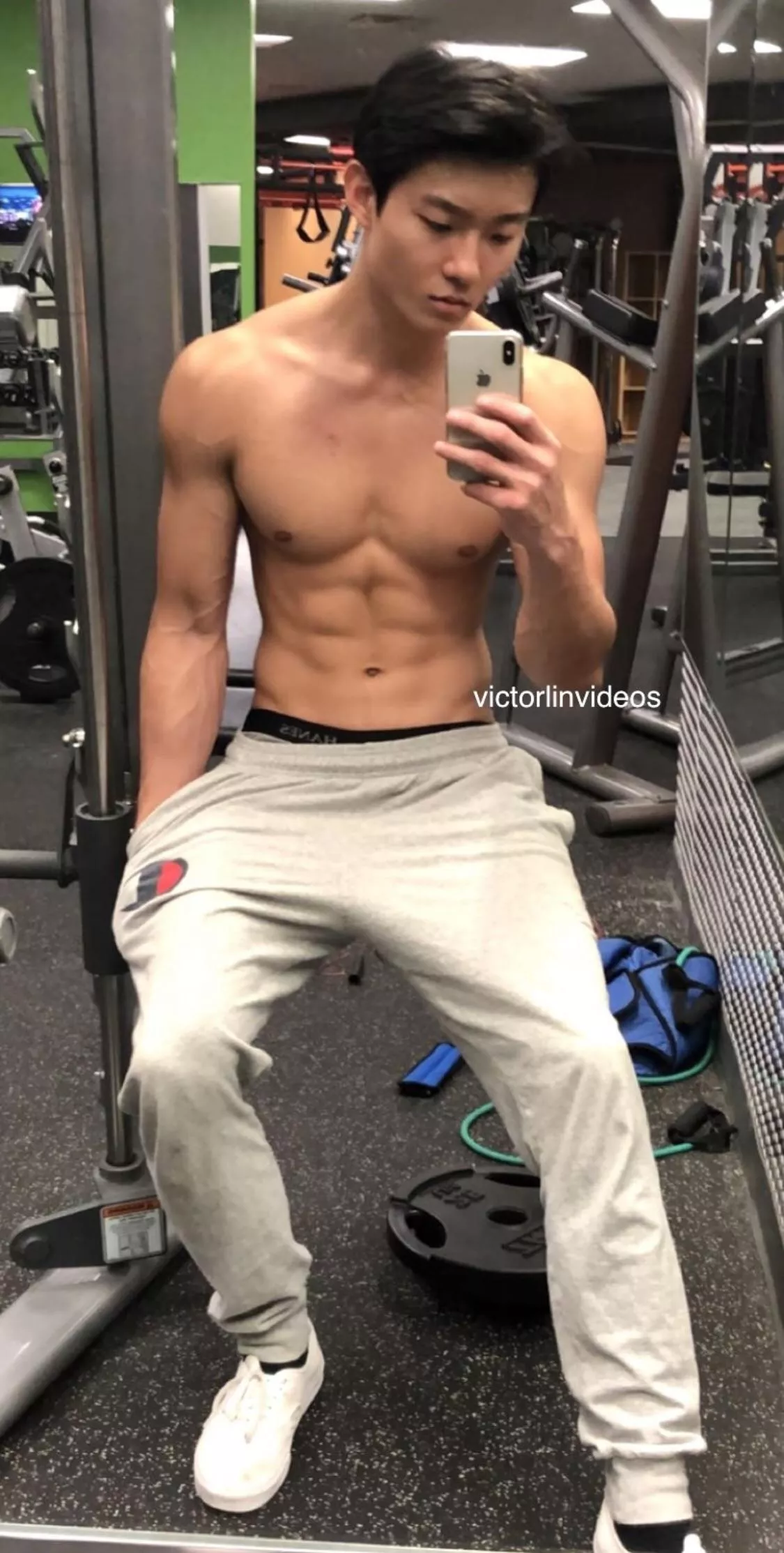 i hope you like chiseled korean guys... 😻