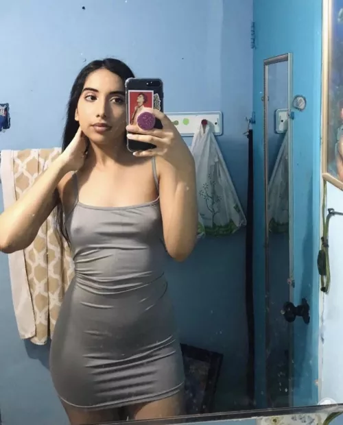 I hope you like Latinas!