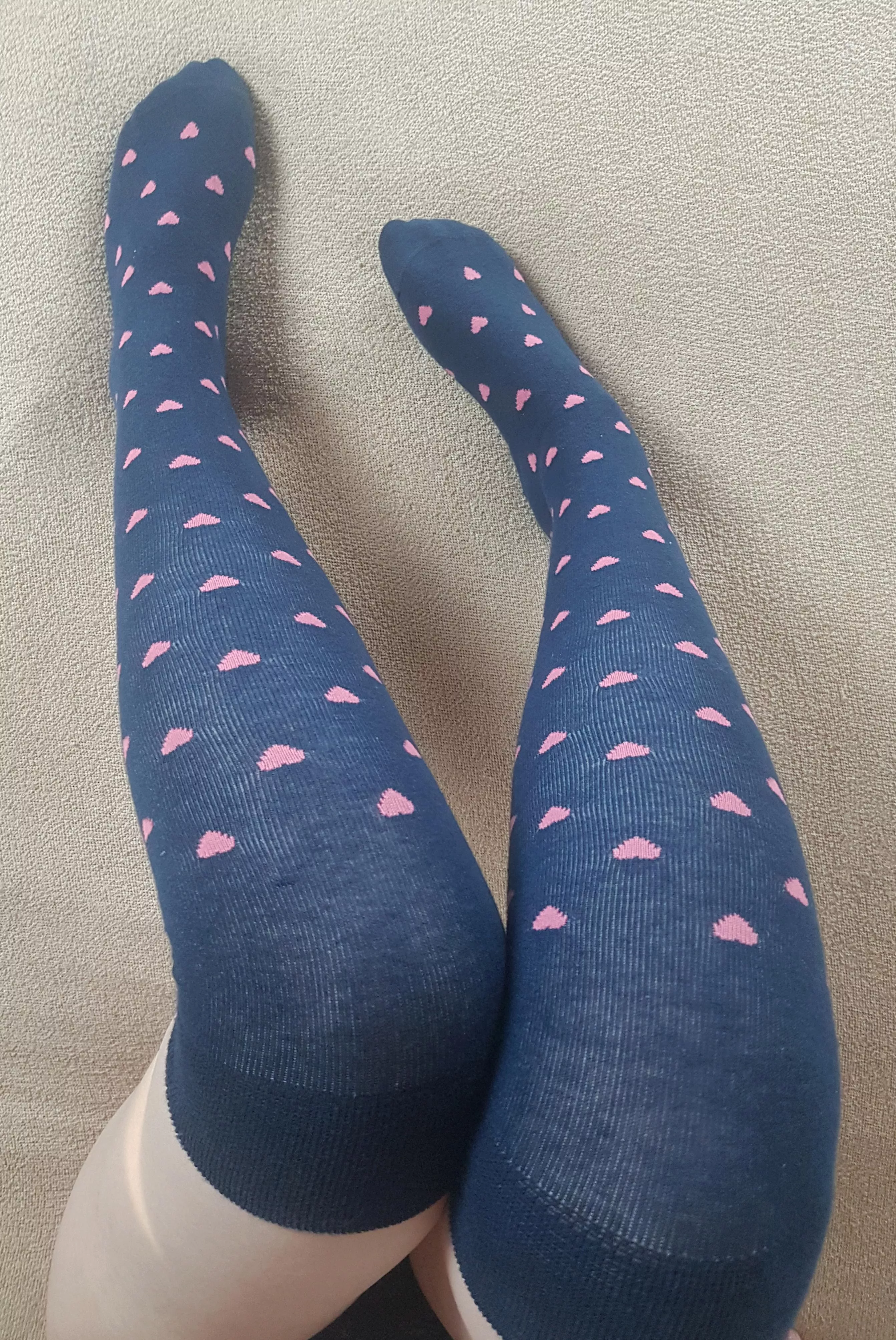 i hope your eyes have some hearts in them, too ❤️