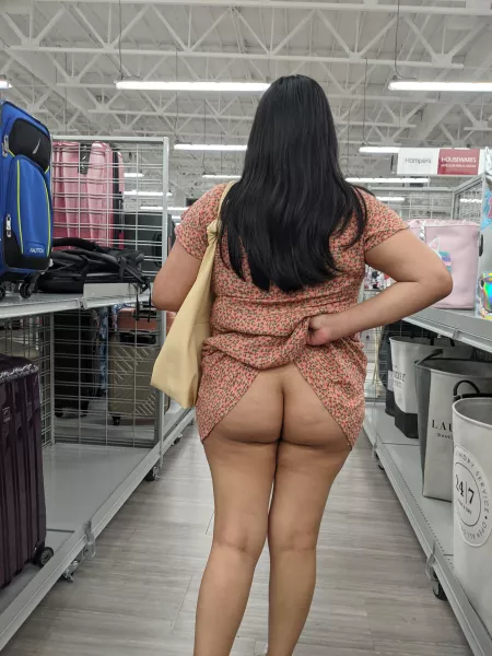 I just bought myself a bunch of dresses so i can flash more often πππ